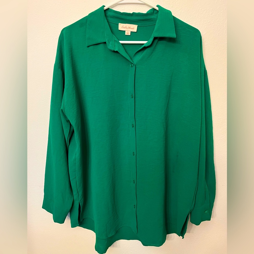 ENDLESS THREADS GREEN LONG SLEEVE WOMEN’S BUTTON DOWN BLOUSE